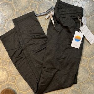 Vuori Ponto Performance Pants NWT $98 retail